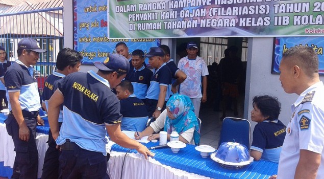 Cegah Penyakit Kaki Gajah, Rutan Kolaka Makan Obat Bersama