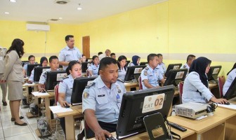 Petugas PAS Dominasi Ujian PI Kanwil Maluku