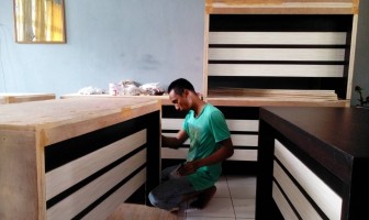 Lapas Narkotika Sungguminasa Pasarkan Meubelair Karya Warga Binaan
