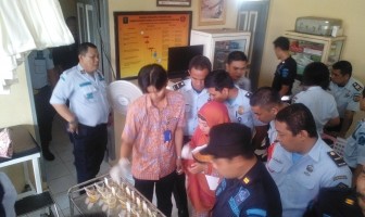 Buktikan Bebas Narkoba, Petugas Lapas Narkotika Sungguminasa Siap Jalani Tes Urine