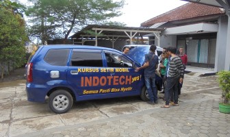 13 Klien Bapas Purwokerto Dilatih Setir Mobil