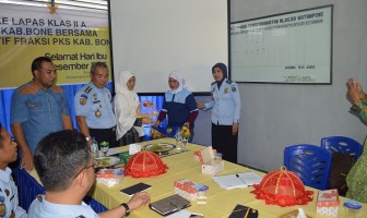 Lapas Watampone & LPKA Blitar Isi Hari Ibu dengan Kegiatan Berbeda