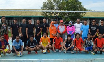 Olahraga Bersama Tingkatkan Silaturahmi Lapas Watampone-Brimob