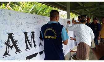 Pascabentrok, Ratusan Napi Lapas Kerobokan Tanda Tangani Deklarasi Damai