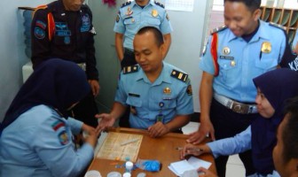 Seluruh Jajaran Rutan Garut Ikuti Pemeriksaan Kesehatan