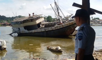 Dititip di Dit. Pol. Air, Dua Kapal Rutin Dikontrol Petugas Rupbasan Kendari