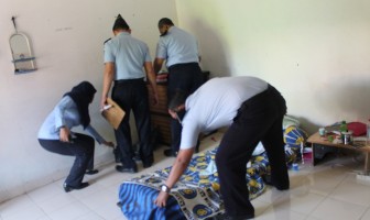 Petugas Lapas Terbuka Jakarta Sidak Blok Hunian WBP