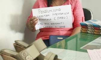 Petugas Lapas Semarang Gagalkan Penyelundupan Sabu di Sandal Pengunjung