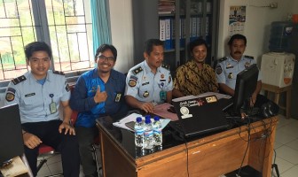 Petugas Rutan Mamuju Dapat Bimbingan Pengisian SPT Online