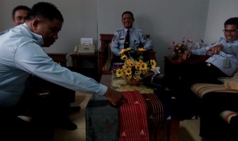 Bapas Polewali Dukung Penggunaan Batik Lokal