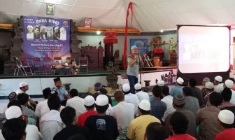 Dik Doank Ceramahi Napi Lapas Kerobokan