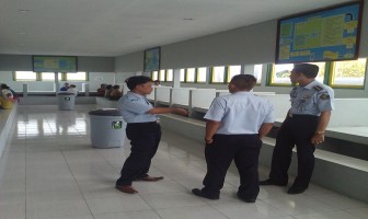 TIm Monev Itjen Kemenkumham Puji Pembenahan di Lapas Ambon