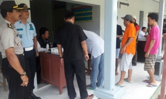 Rutan Trenggalek, Rutan Kraksaan, dan Lapas Narkotika Palembang Dirazia Petugas