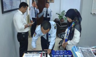 Ditest urin,  Jajaran Bapas Serang Negatif Narkoba