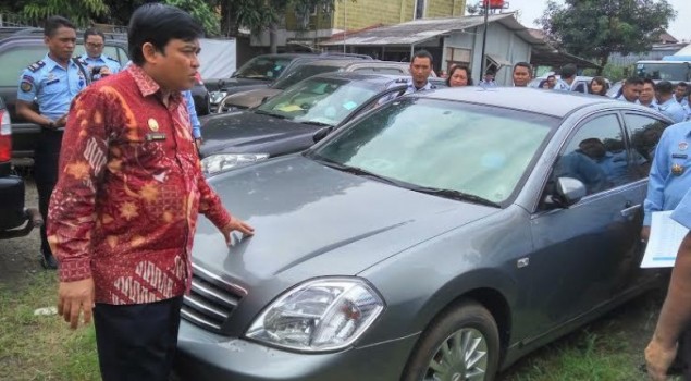 Miris! Mobil Akil Mochtar dkk Bernilai Miliyaran Teronggok Bak Rongsokan