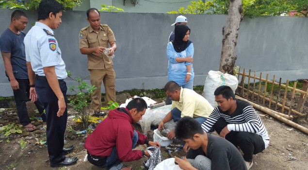 Bapas Polewali Kembangkan Kebun Vertikal