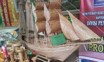 Uniknya Kapal Pinisi Buatan Warga Binaan Rutan Dumai