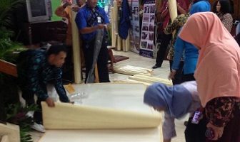 Tikar Rotan Lapas Tanjung Terus Diburu Pengunjung