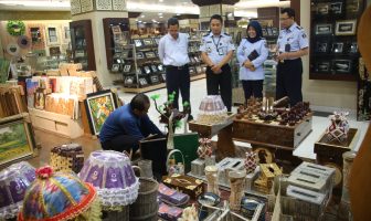 WOW.. Hasil Karya Narapidana Di Pamerkan Di Pusat Ibu Kota Jakarta