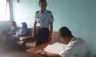 Seorang Siswa SMP di Madiun Kerjakan UN di Lapas