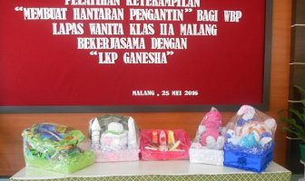 WBP Lapas Wanita Malang Dilatih Membuat Hantaran Pengantin