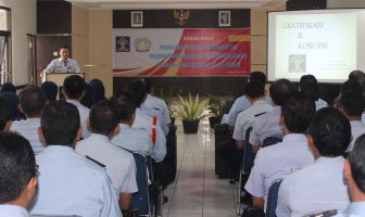 Sosialisasi Penanganan Pengaduan Masyarakat dan Program Pengendalian Gratifikasi