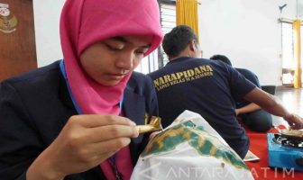 Mahasiswa Unej Berikan Pelatihan Membatik kepada Narapidana