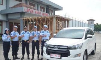 Bantuan Mobil Bantu Operasional Lapas Kayu Agung