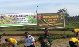 Lapas Bontang dan Kodim Tanam Padi Bersama