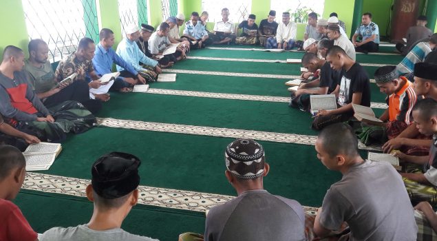 Ramadan, Petugas dan WBP Lapas Sumedang Tadarus Bersama