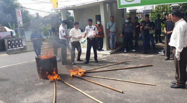 Karutan Baturaja Saksikan Pemusnahan Narkoba & Sajam