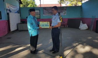 Rutan Makassar Sumbang 50 Sack Semen untuk Panti Asuhan