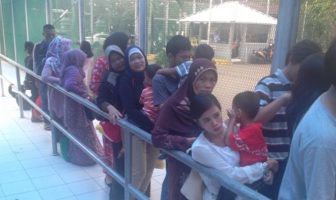 Ibu Ini Boyong Keluarga Besar Kunjungi Narapidana Rutan Salemba