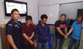 Dua Kurir Selundupkan Sabu Dalam Jam Tangan