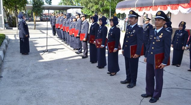 14 Pegawai Rupbasan Bandung Dianugerahi Satya Lencana Karya Satya