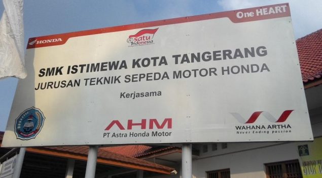 Senangnya Siswa LPKA Tangerang Dapat Bantuan Motor & Alat Praktek