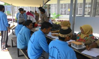 Identifikasi HIV/AIDS, WBP Lapas Narkotika Karang Intan Tes Darah