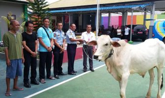Rutan Manado Dapat Bantuan Satu Sapi Qurban