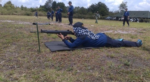 Latihan Menembak Tingkatkan Kapasitas Pegawai Rutan Buntok