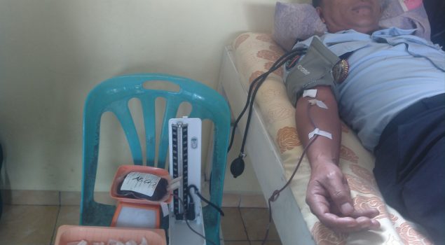 Peringati HDKD 2016, Cabang Rutan Pagaralam Gelar Kegiatan Donor Darah Pegawai