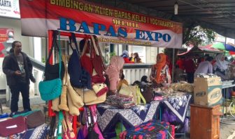 Bekas Warga Binaan Bapas Yogyakarta Jual Aneka Kerajinan