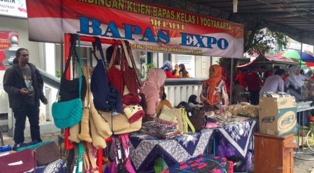 Bekas Warga Binaan Bapas Yogyakarta Jual Aneka Kerajinan
