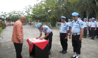 Disaksikan Pengunjung, Jajaran Rutan Pekanbaru Deklarasikan Anti Pungli