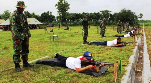 Berjamaah, Kodim Blora, Rutan dan Kajari Latihan Menembak