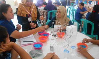 20 WBP Lapas Perempuan Malang Dilatih Membuat Hiasan Keranjang