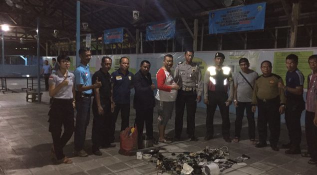 Razia Malam di Lapas Banjarmasin Sita Belasan HP & Charger