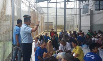 Karutan Pekanbaru Sosialisasikan Langsung Anti Pungli Kepada Masyarakat