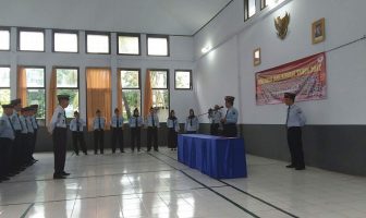 Seluruh Pegawai Bapas Makassar Teken Pakta Integritas Revolusi Mental