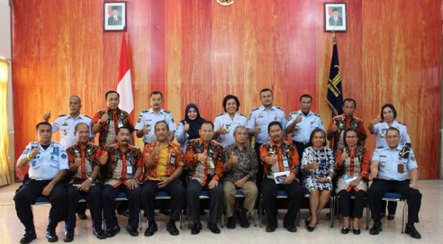 Pegawai Kanwil Maluku Dapat Wejangan dari Busyro Muqodas