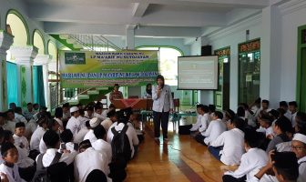 Bapas Kediri Sosialisasikan Pemahaman Hukum kepada Ratusan Siswa